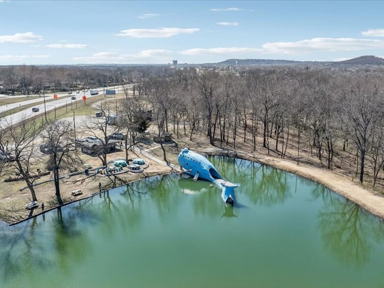 More Photos Of 1830 N Highway 66, Catoosa Freestanding For Sale