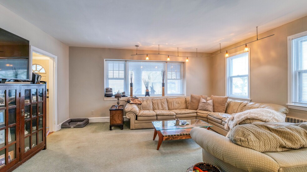 More Photos Of 20 S Marion Ave, Ventnor City Apartments For Sale