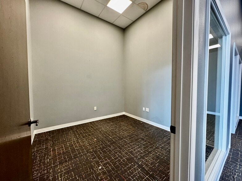 More Photos Of 266 S Jefferson Ave, Lebanon Office For Lease