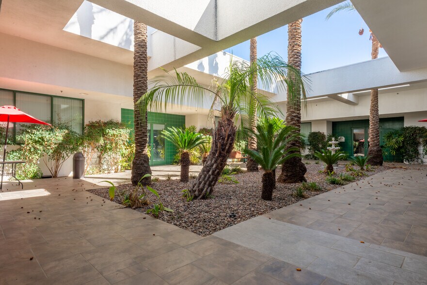 More Photos Of 2965 S Jones Blvd, Las Vegas Office For Sale