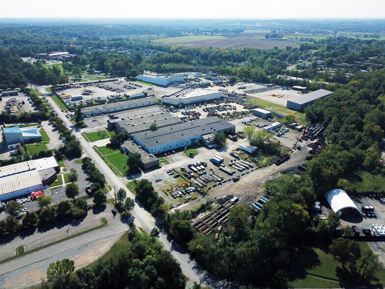 More Photos Of 6601 Ammendale Rd, Beltsville Warehouse For Lease