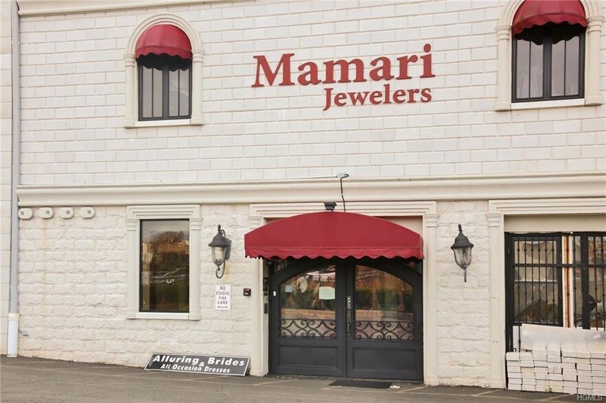 More Photos Of 35 S Middletown Rd, Nanuet Office For Lease