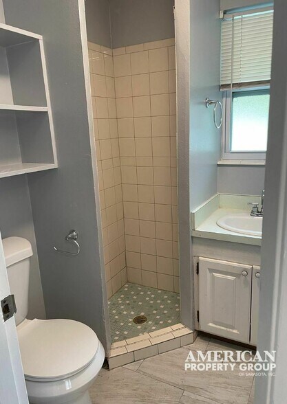 More Photos Of 2619 45th Ave W, Bradenton Apartments For Sale