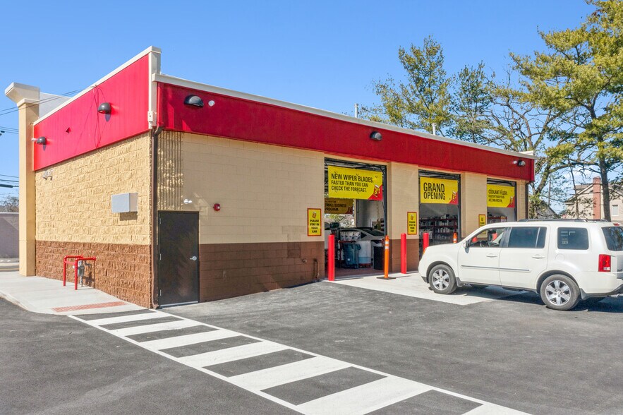 More Photos Of 131 N White Horse Pike, Lawnside Auto Repair For Lease