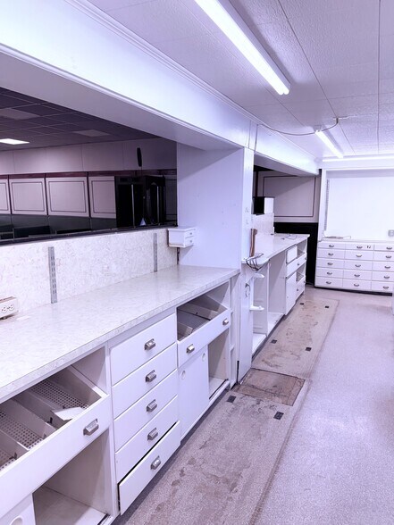 More Photos Of 134 S Queen St, Martinsburg Drugstore For Sale