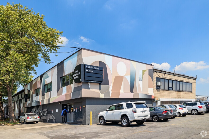 Primary Photo Of 154 Morgan Ave, Brooklyn Warehouse For Lease