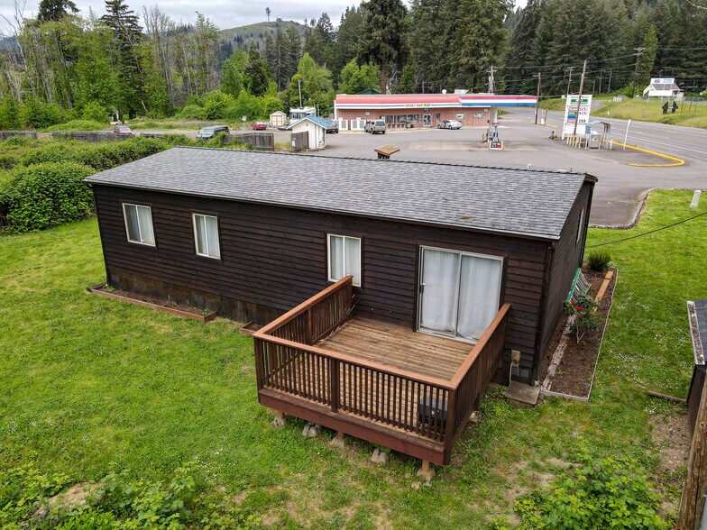 More Photos Of 45632 McKenzie Hwy, Vida Flex For Sale