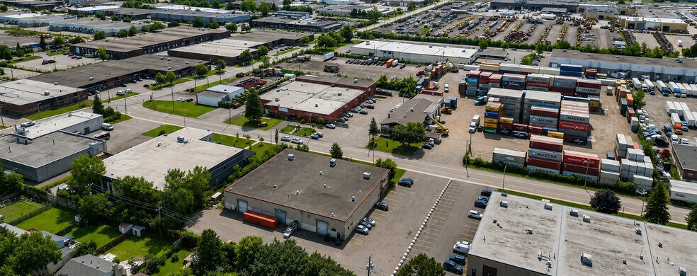 More Photos Of 121-123 Av Labrosse, Pointe-claire Warehouse For Lease