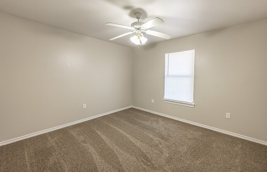 More Photos Of 602 N Belmont, Lubbock Apartments For Sale