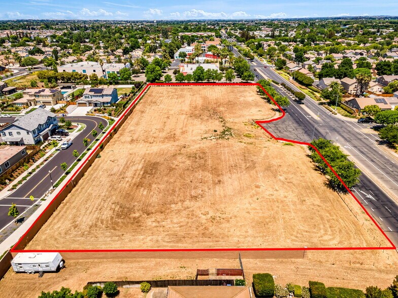 More Photos Of Walnut Blvd, Brentwood Land For Sale