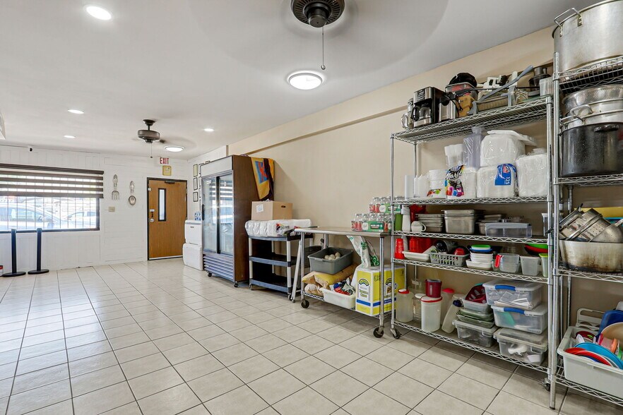 More Photos Of 2222 Bassett Ave, El Paso Storefront Retail Residential For Sale