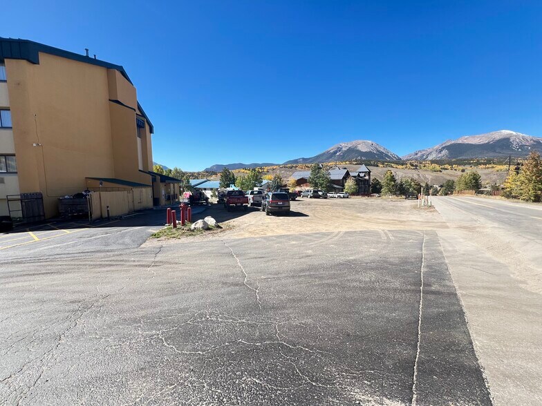 More Photos Of 560 Silverthorne Ln, Silverthorne Hotel For Sale