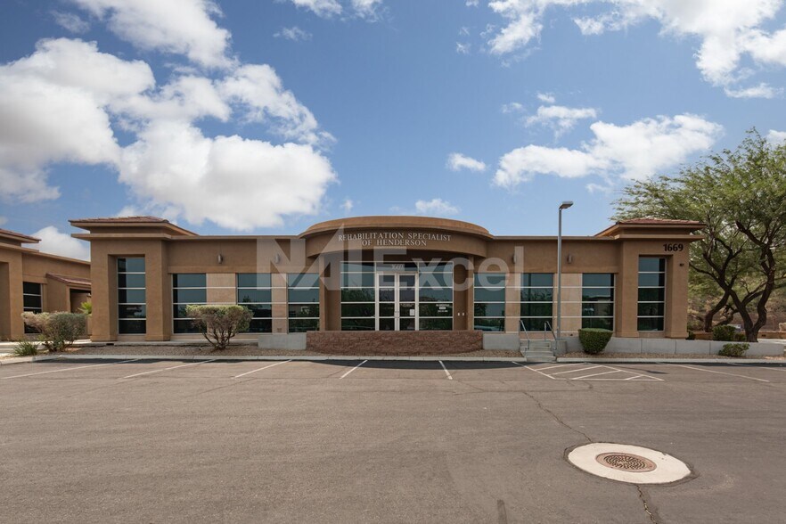More Photos Of 1669 W Horizon Ridge Pky, Henderson Office For Sale