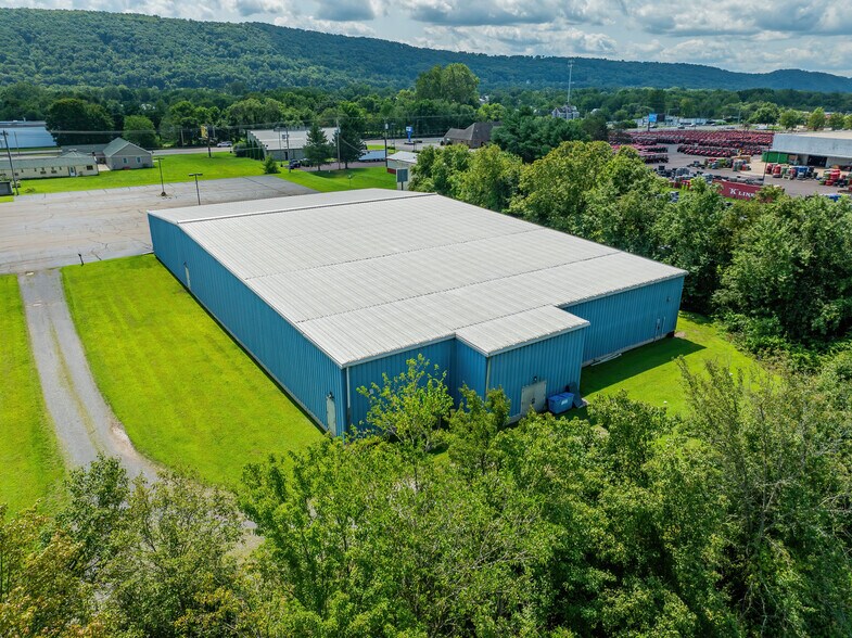 More Photos Of 2701 P Nut Ln, Bloomsburg Bowling Alley For Sale