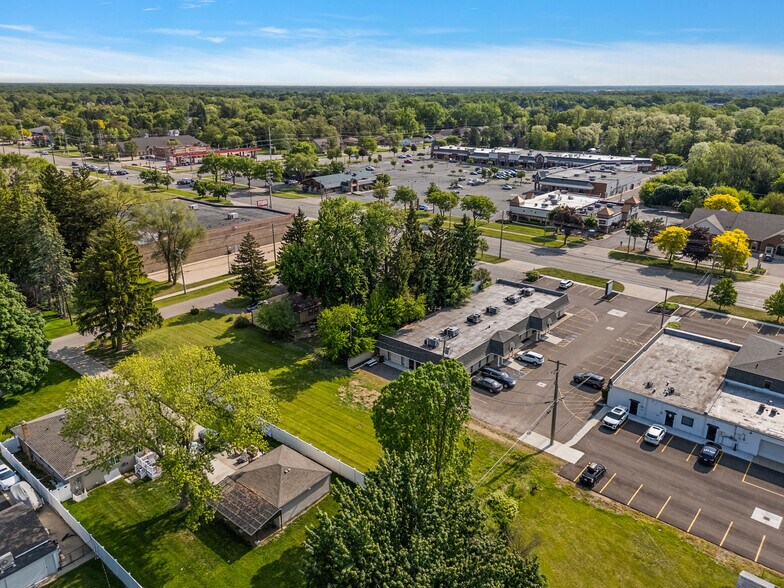 More Photos Of 48701 Van Dyke Ave, Shelby Township Medical For Sale