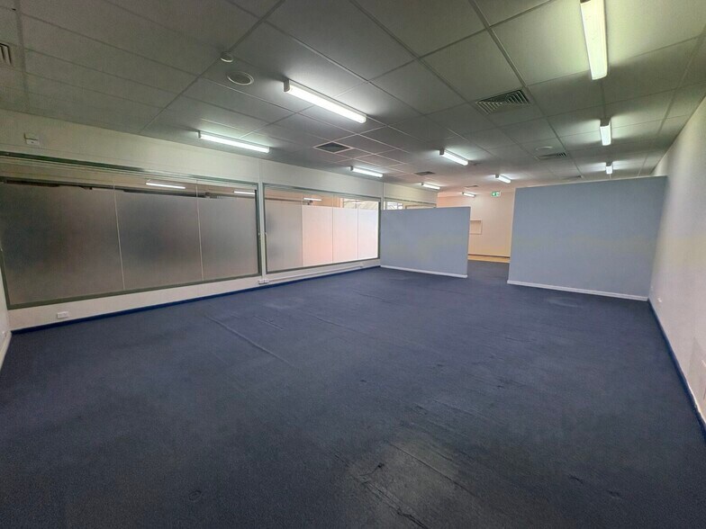 More Photos Of 158 Auburn St, Goulburn Office For Lease