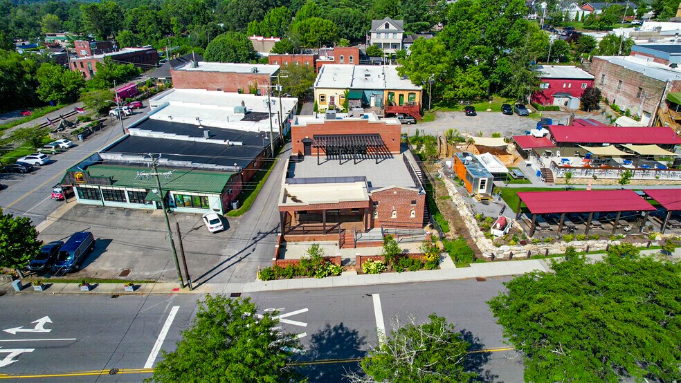 More Photos Of 128 Broadway St, Black Mountain Restaurant For Sale