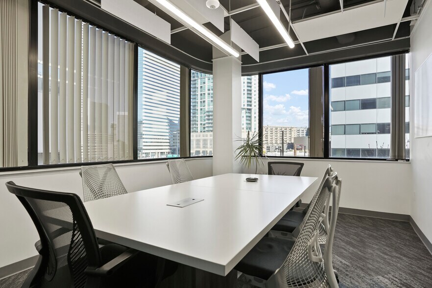 More Photos Of 140 E 19th Ave, Denver Office For Sale