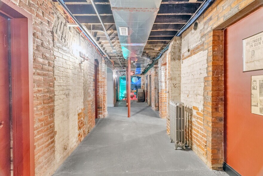 More Photos Of 306-310 Huron Ave, Port Huron Freestanding For Sale