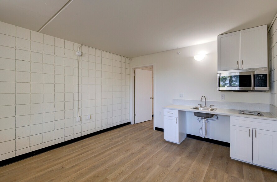 More Photos Of 4278 W Ashlan Ave, Fresno Apartments For Sale
