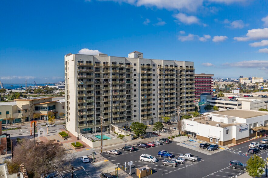 More Photos Of 801 National City Blvd, National City Multifamily For Sale