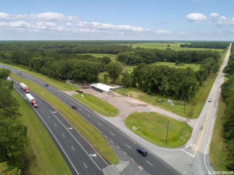 Primary Photo Of 19510 NE US Hwy 301, Waldo Storefront Retail Office For Sale