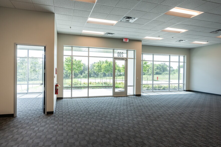 More Photos Of 4000 Dale Earnhardt Way, Northlake Distribution For Lease
