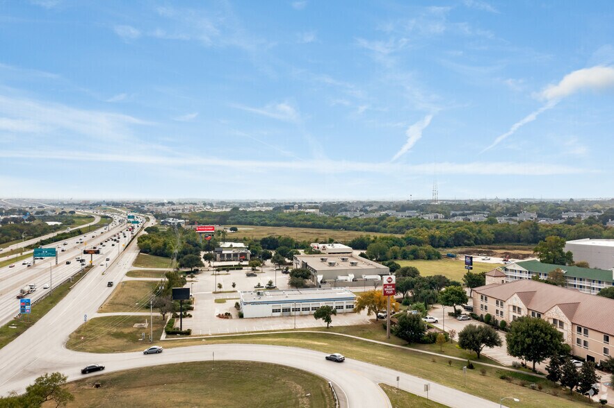 More Photos Of 1901 S Stemmons Fwy, Lewisville Auto Repair For Lease