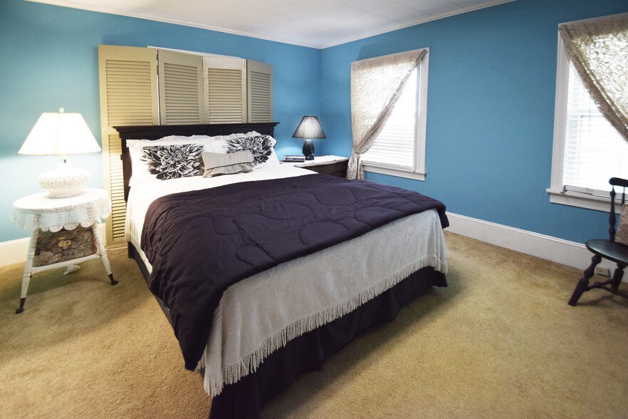 More Photos Of 2306 S Cannon Blvd, Kannapolis Office Residential For Sale