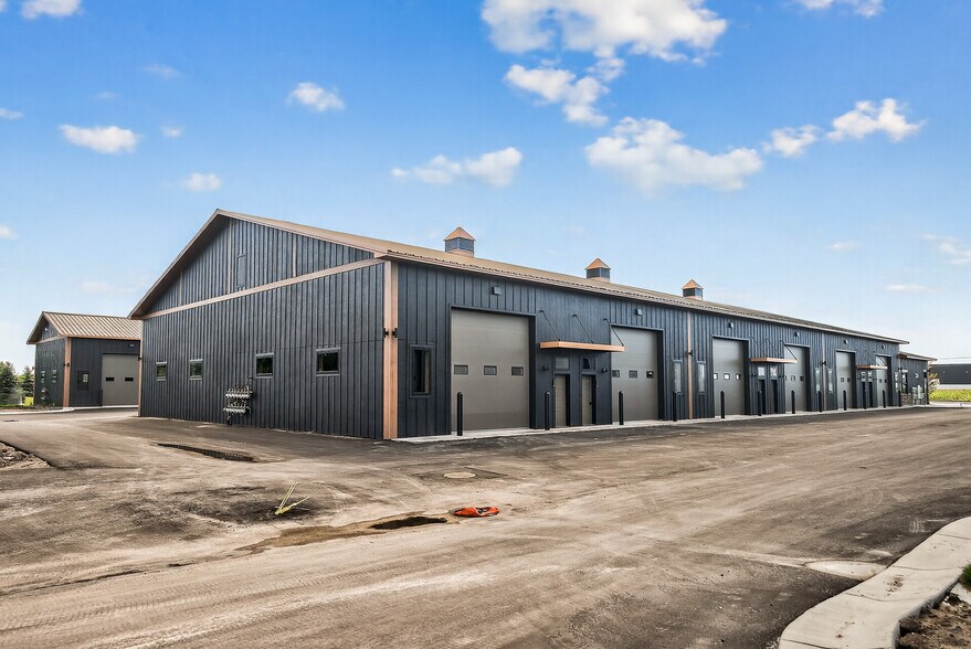 More Photos Of 7060 Kagan Avenue NE, Otsego Warehouse For Sale
