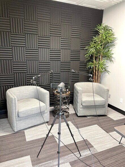 More Photos Of 4471 41st Ave, Columbus Medical For Lease