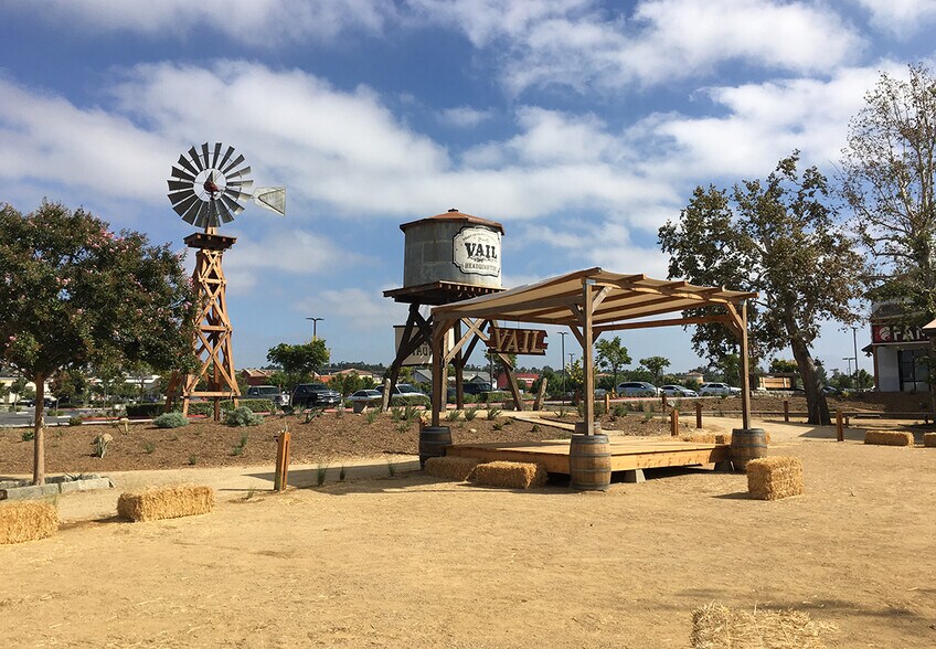 More Photos Of 32115 Hwy 79 S, Temecula Unknown For Lease