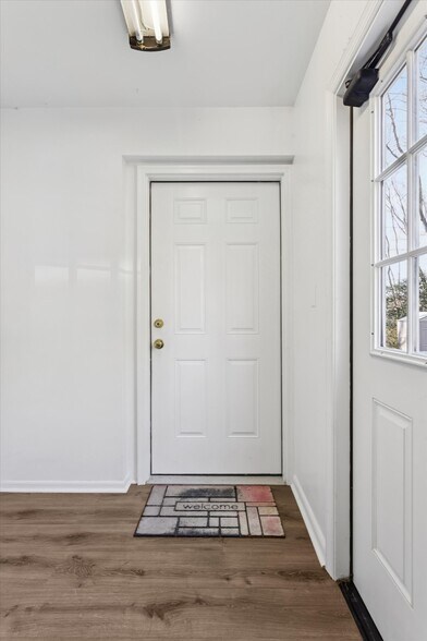 More Photos Of 6704 Cedar Lake Dr, Gloucester Apartments For Sale