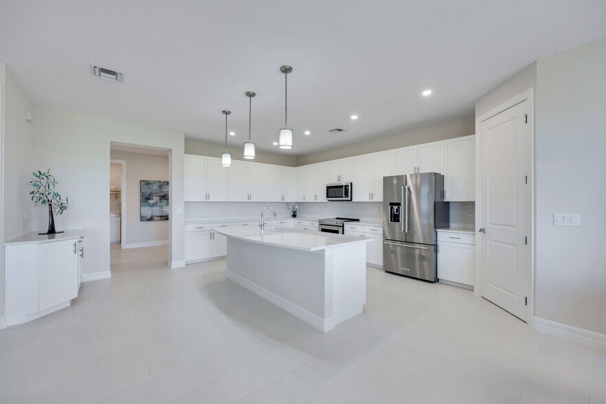 More Photos Of 273 Indies Dr E, Naples Apartments For Sale