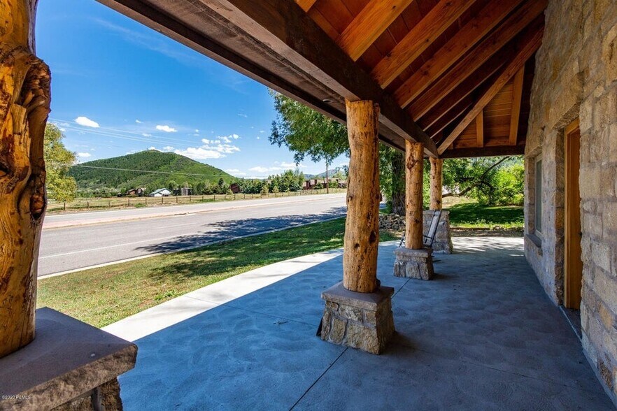 More Photos Of 4137 Highway 224, Park City Office For Sale