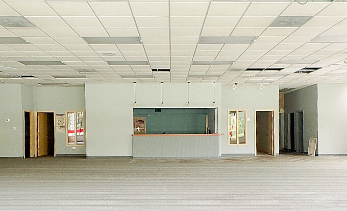 More Photos Of 629-645 E 162nd St, South Holland Storefront For Sale