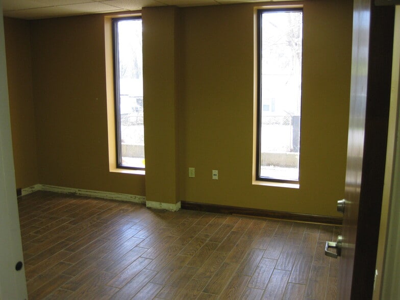More Photos Of 552 West Atlanta St SE, Marietta Warehouse For Lease