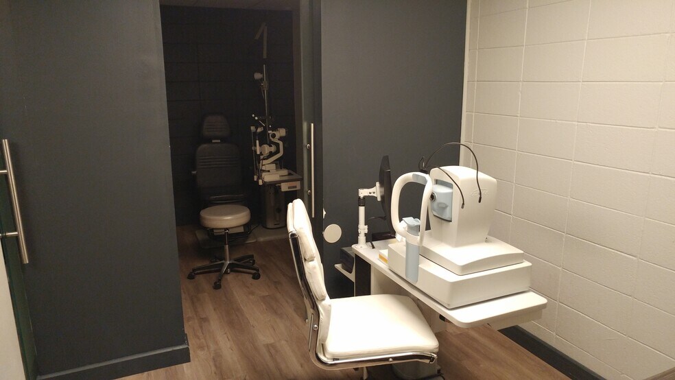 More Photos Of 1717 W Beverly Blvd, Montebello Office For Sale