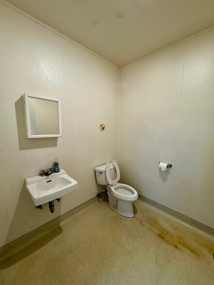 More Photos Of 1100 Industrial Rd, San Carlos Research And Development For Sale