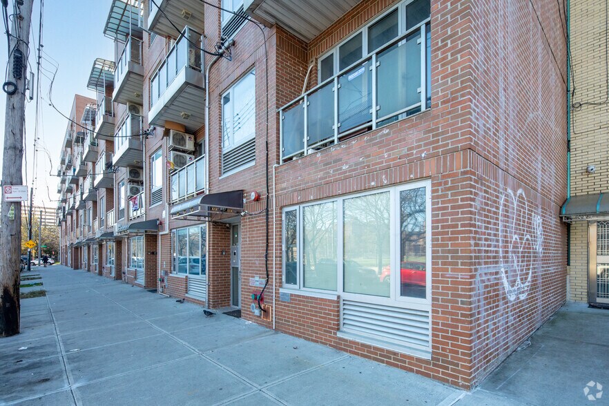 More Photos Of 136-21 Latimer Pl, Flushing Apartments For Sale
