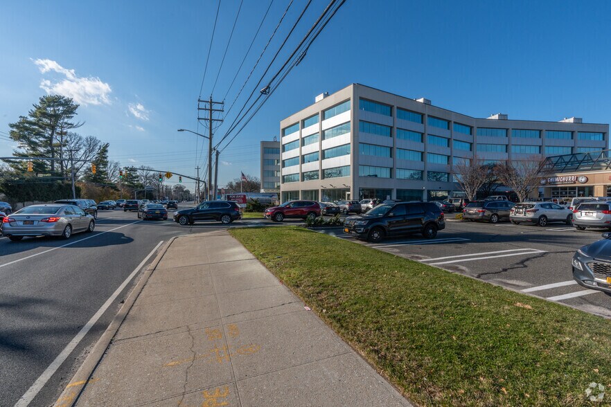 More Photos Of 1 Old Country Rd, Carle Place Office For Lease
