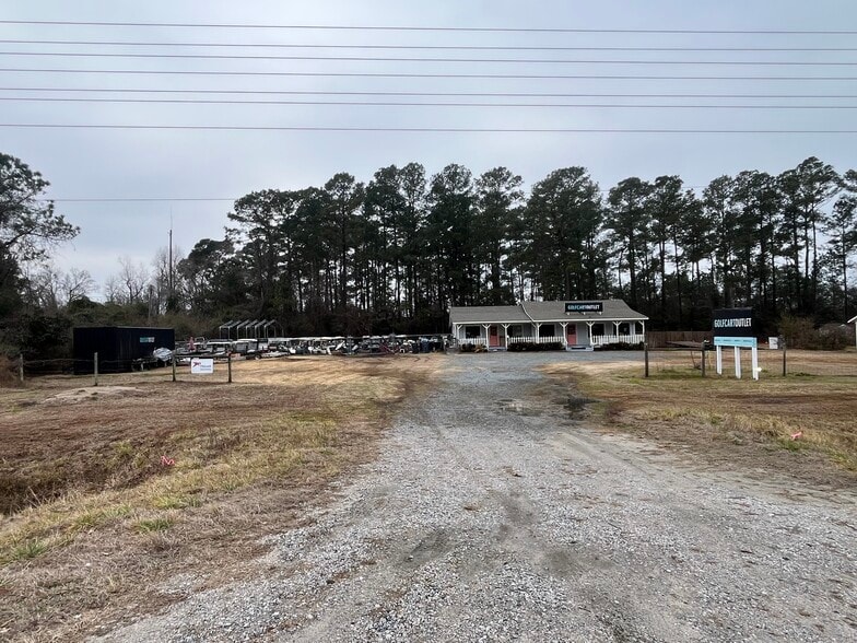 More Photos Of 6525 Ocean Hwy E, Winnabow General Retail For Sale