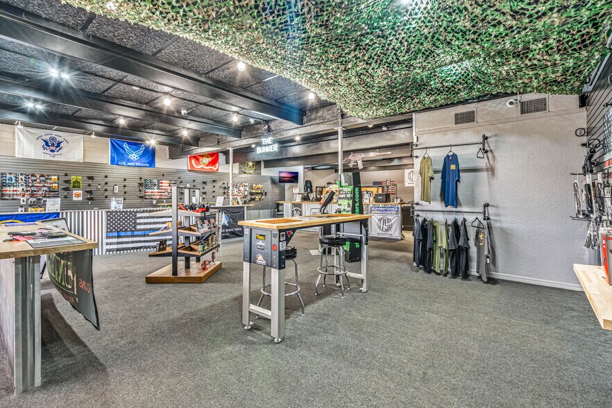 More Photos Of 1043 W Highway 50, Clermont Storefront For Sale