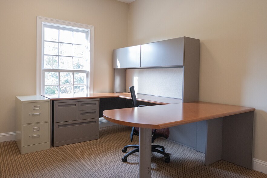 More Photos Of 7775 Cooper Rd, Montgomery Office For Lease