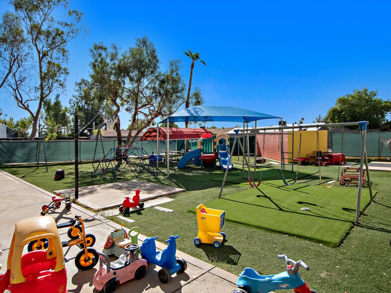 More Photos Of 2111 S Alma School Rd, Mesa General Retail For Sale