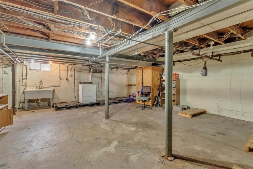 More Photos Of 70 McKinley Pkwy, Buffalo Multifamily For Sale