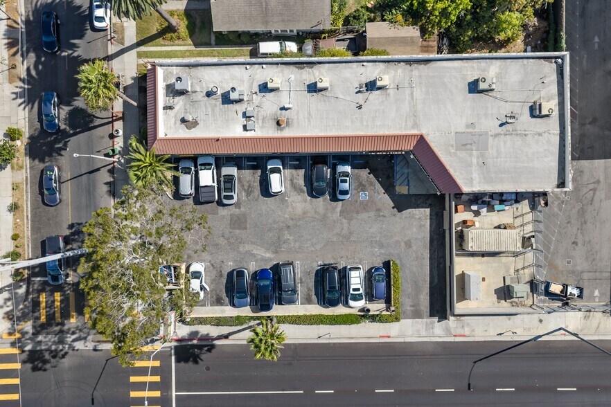 More Photos Of 300 W Manchester Blvd, Inglewood Storefront For Sale