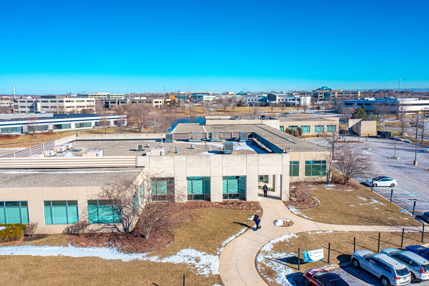 More Photos Of 4300 Weaver Pky, Warrenville Office For Lease