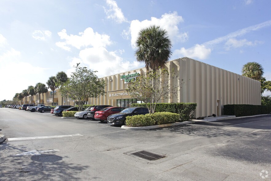More Photos Of 5901-5985 NW 31st Ave, Fort Lauderdale Warehouse For Lease