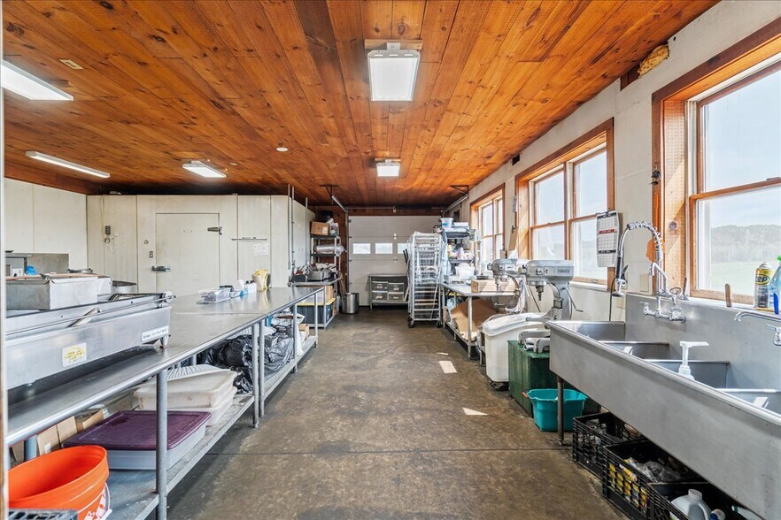 More Photos Of 1297 Brookview Station Rd, Castleton On Hudson Winery Vineyard For Sale